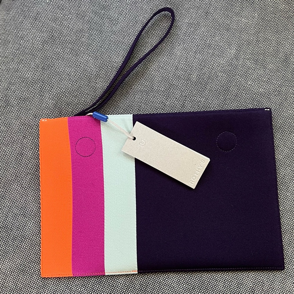 Rothy’s The Wristlet